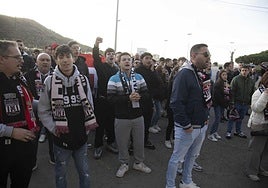 Aficionados protestan contra Duino el pasado domingo.
