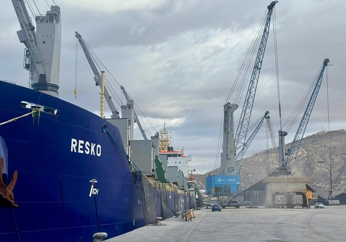 Instalaciones de Ership, en el Puerto de Cartagena.