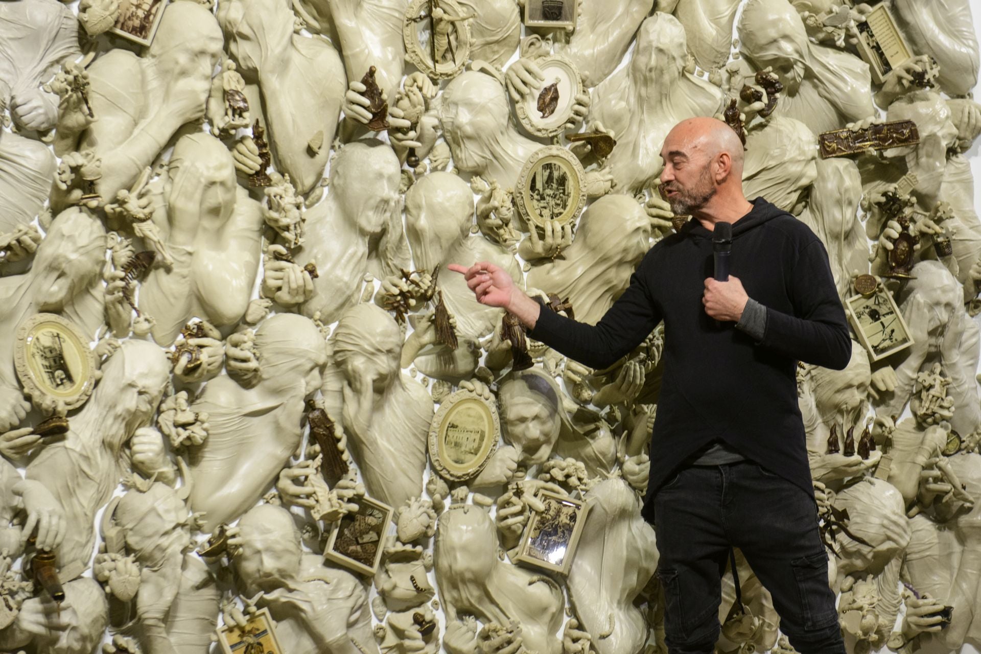 Inauguración de la exposición de Lidó Rico &#039;Murcia: Piel y Memoria&#039;