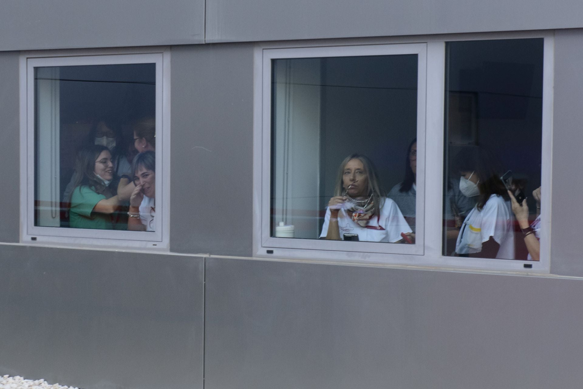 La visita de Richard Gere a La Arrixaca, en imágenes