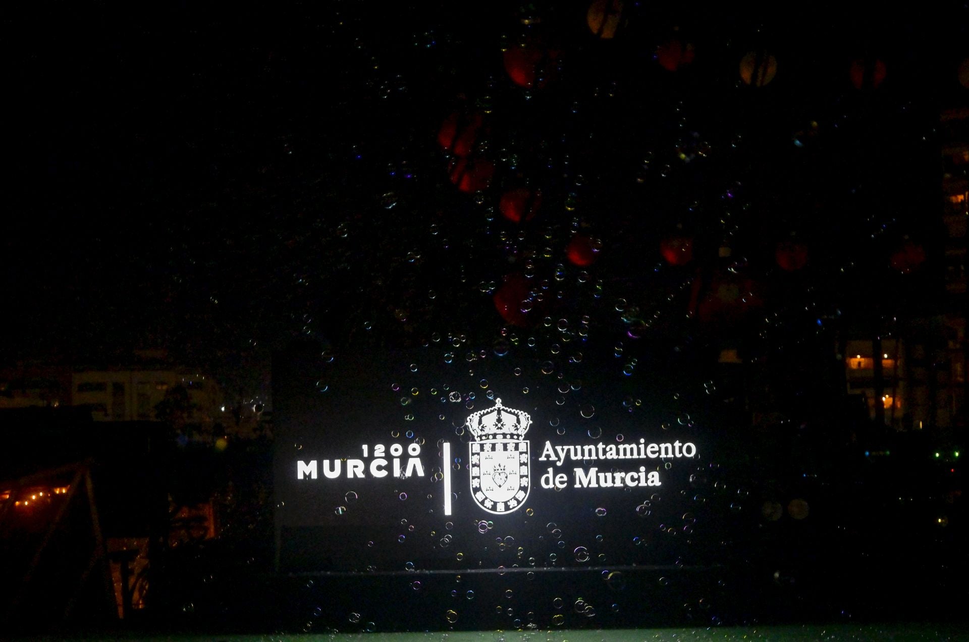 El encendido del árbol de Navidad de Murcia, en imágenes