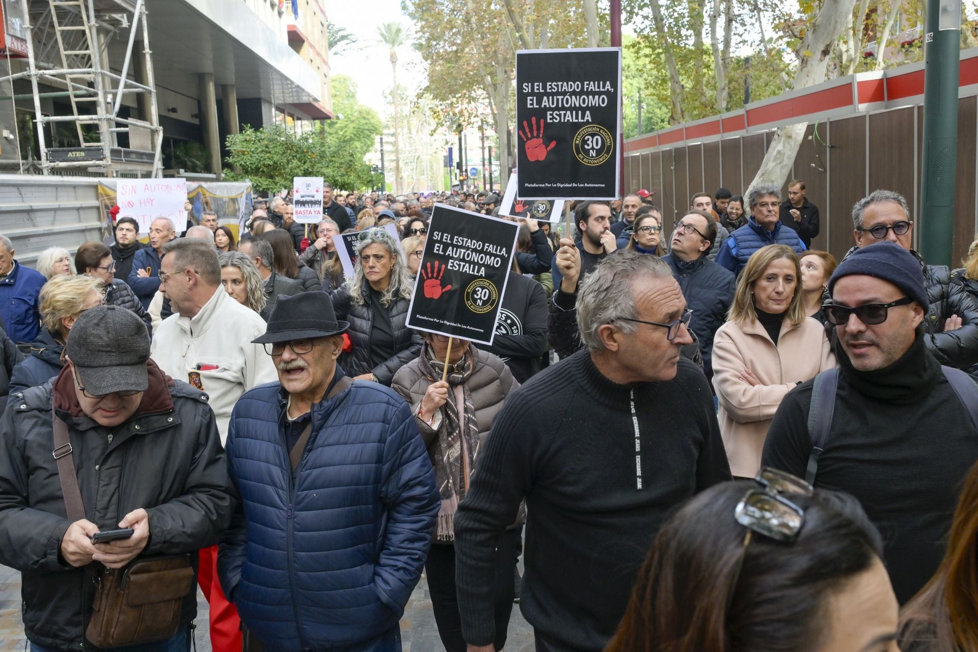 En imágenes, manifestación de autónomos en Murcia