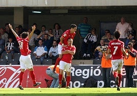 30/10/2011. Aquel mediodía se adelantó el Cartagena por medio de Álvaro Antón, aunque los granas remontaron gracias a los tantos de Jorge García y el 'Ruso' García.