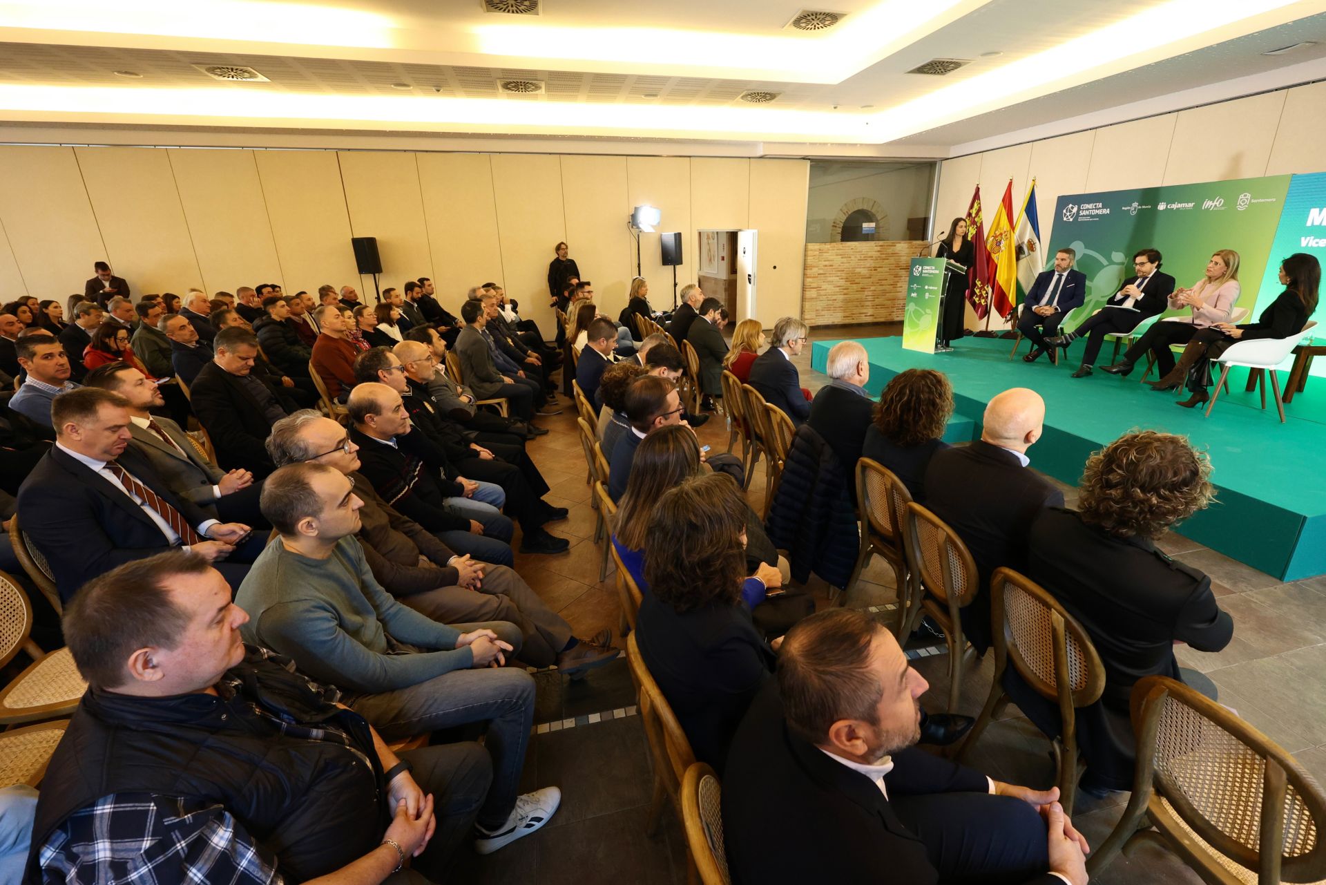 El foro &#039;Conecta Santomera&#039;, en imágenes