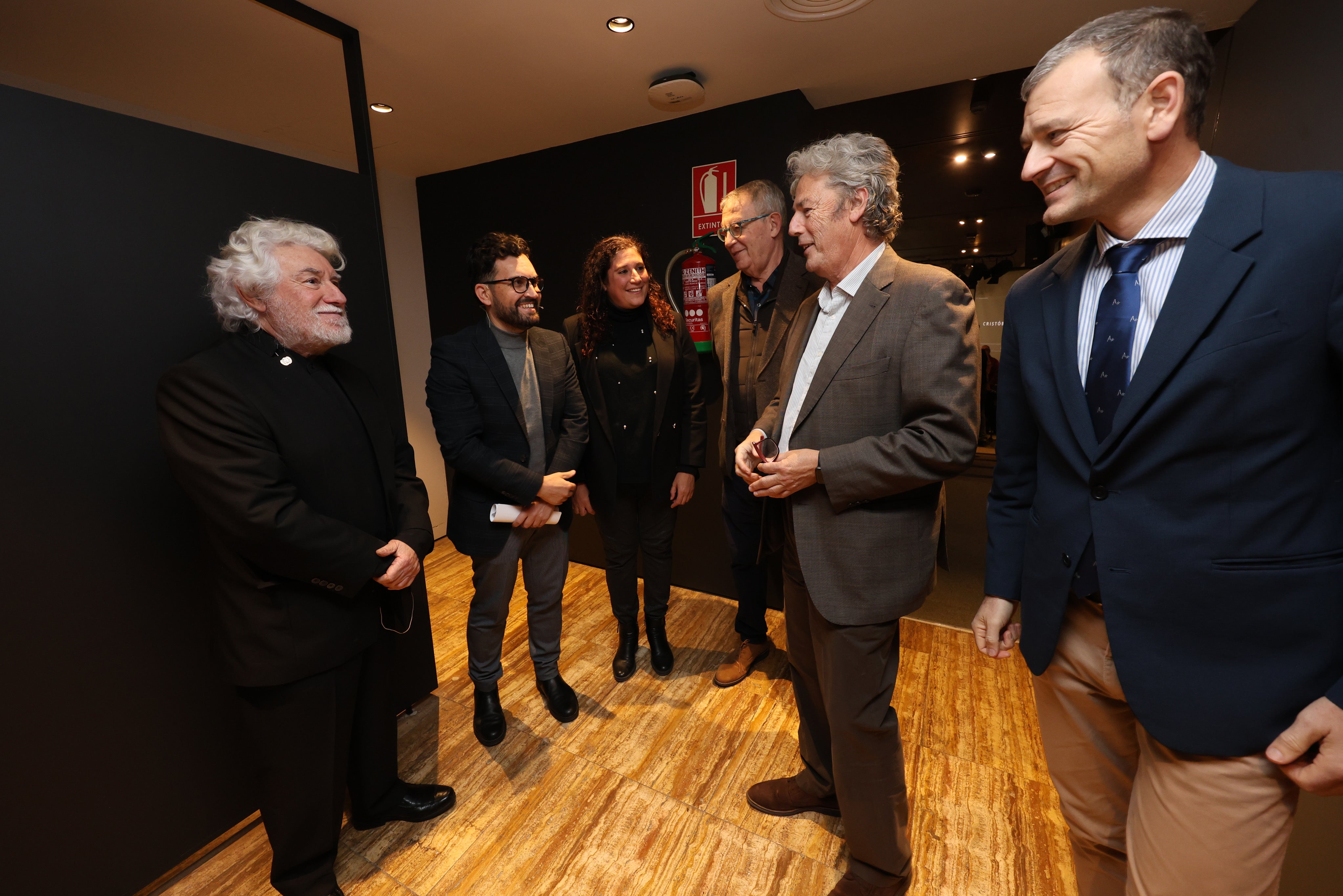 Las imágenes de Gabarrón en el aula de cultura de LA VERDAD