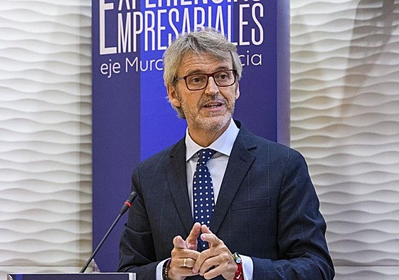 Luis Alberto Marín.