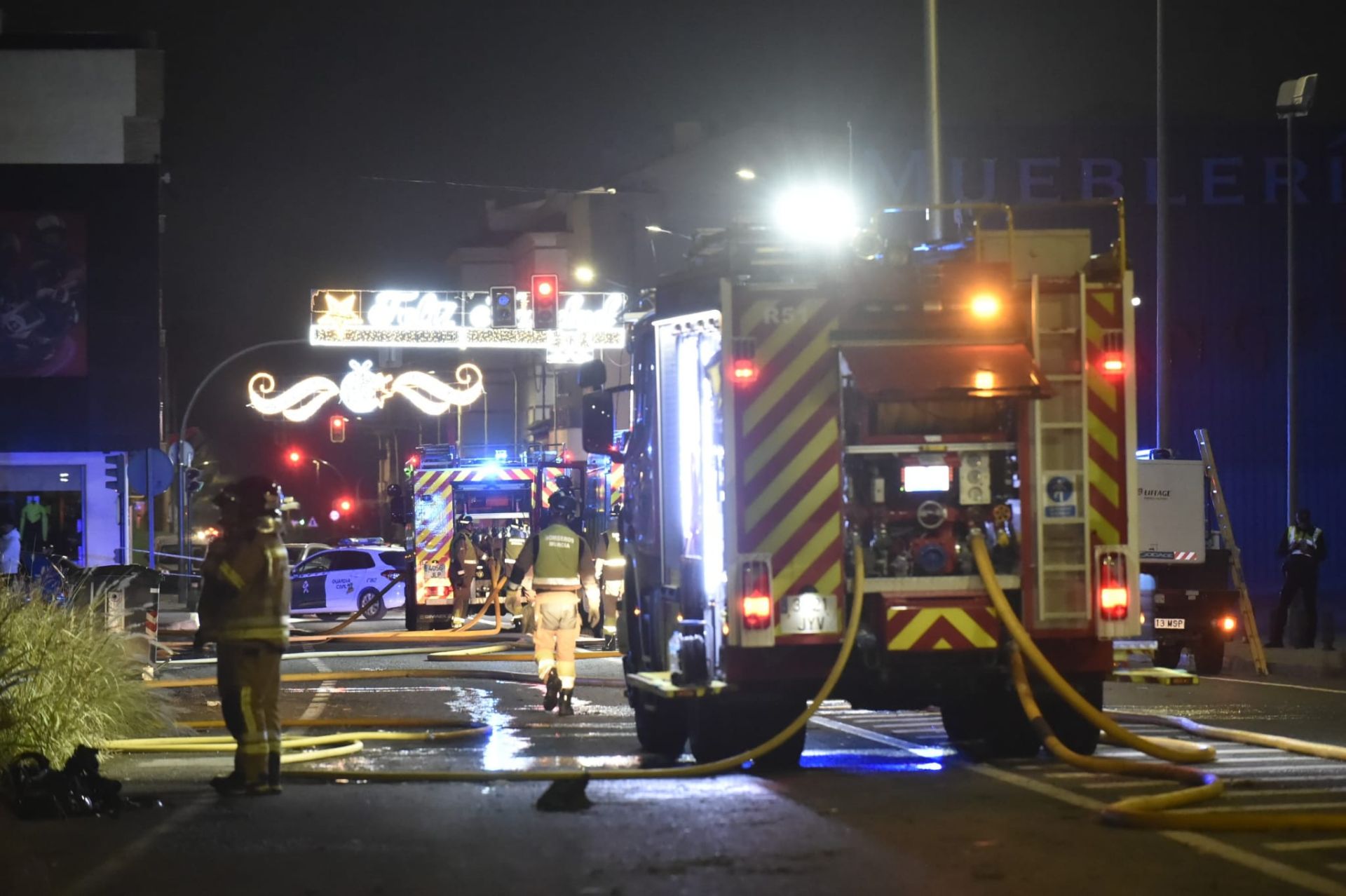 Las imágenes del incendio de Cobatillas