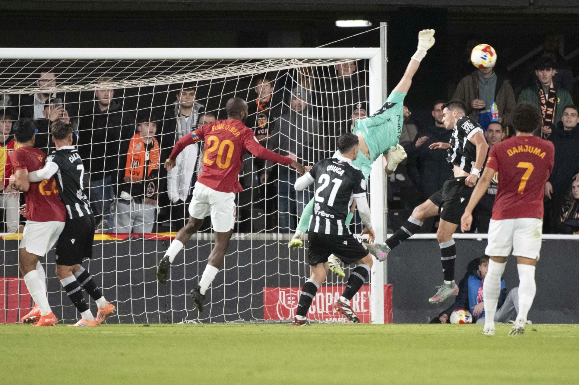 El FC Cartagena, eliminado de la Copa del Rey, en imágenes