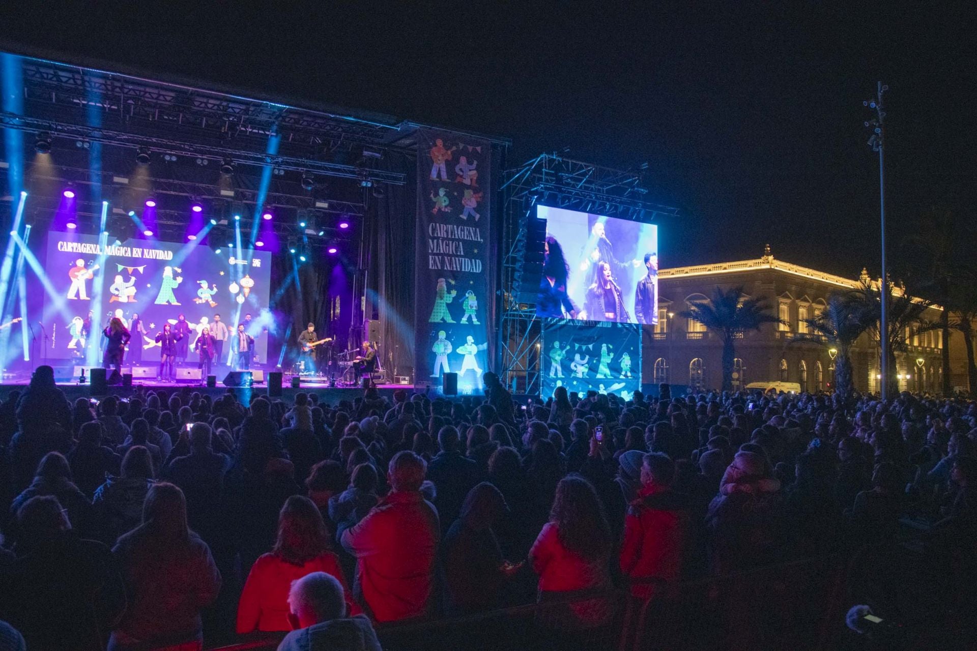 El encendido de las luces navideñas de Cartagena, en imágenes