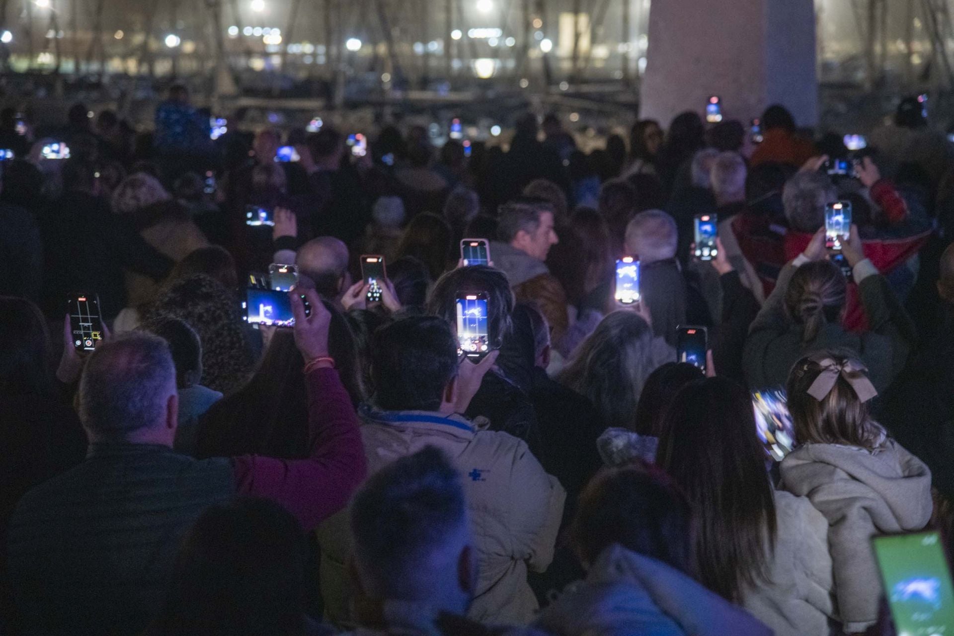 El encendido de las luces navideñas de Cartagena, en imágenes