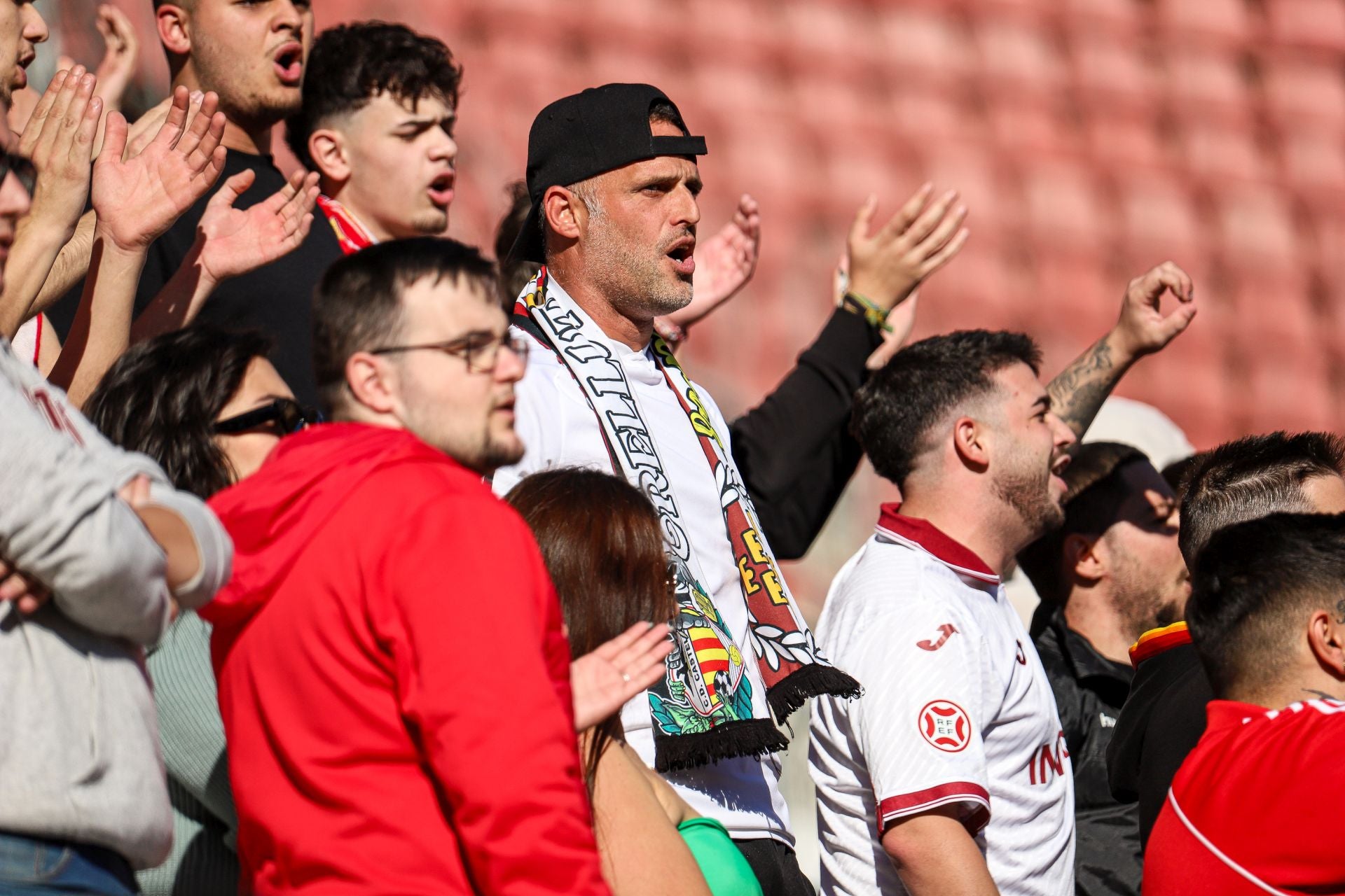 El último entrenamiento del Real Murcia antes del derbi contra el Fútbol Club Cartagena, en imágenes