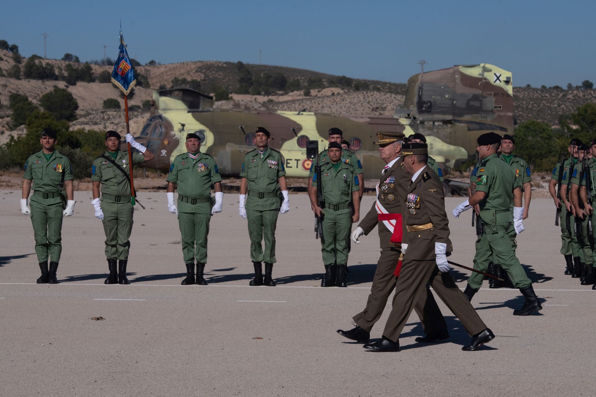 Los paracaidistas de Javalí Nuevo celebran la Inmaculada Concepción