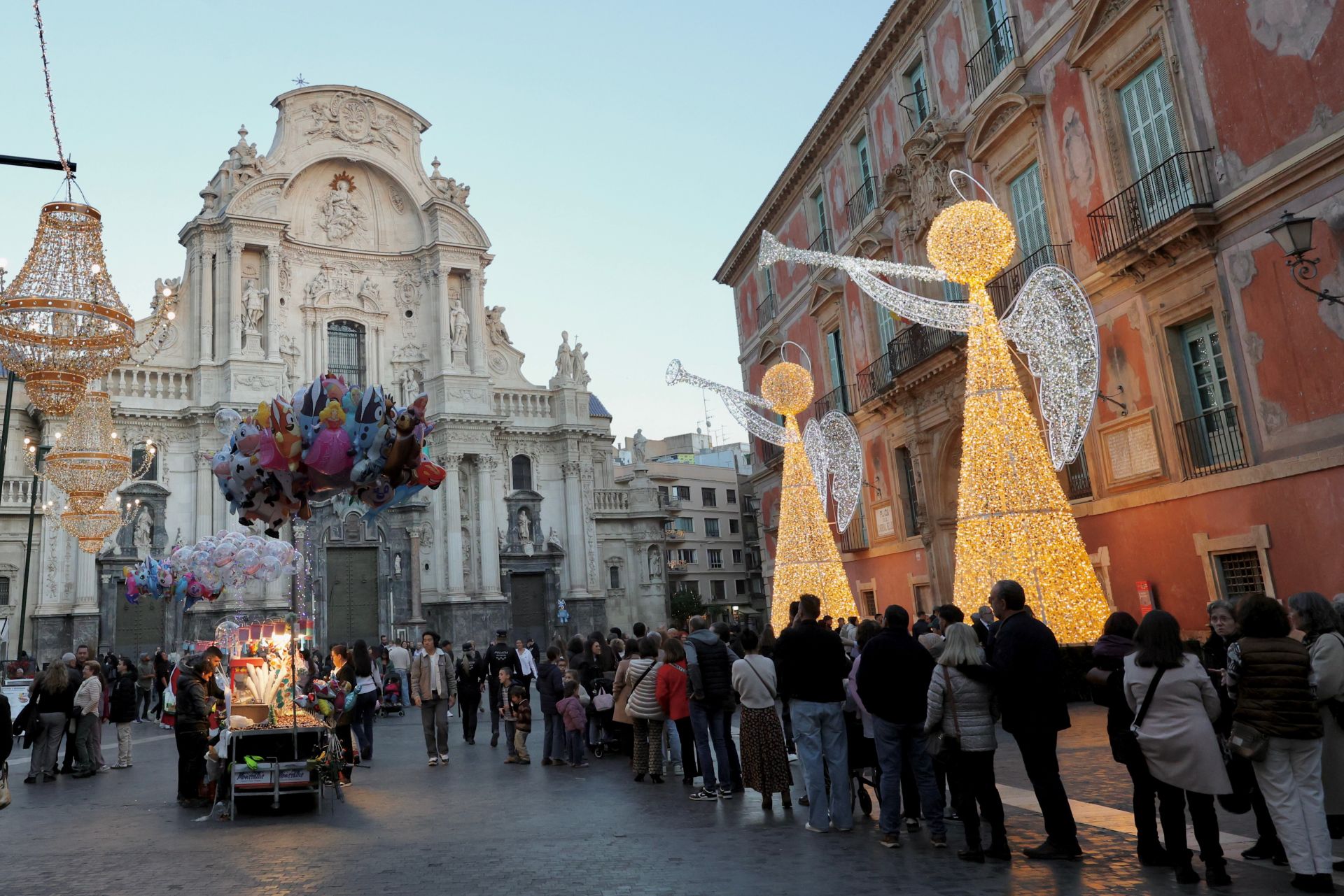 En imágenes, la inauguración del Belén de Murcia en el Palacio Episcopal