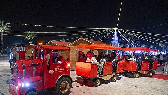 Inauguración del mercadillo navideño del Puerto de Cartagena, en imágenes