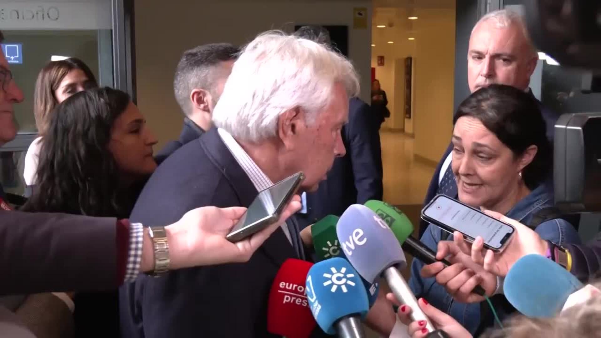 Felipe González cree que la Audiencia de Sevilla 