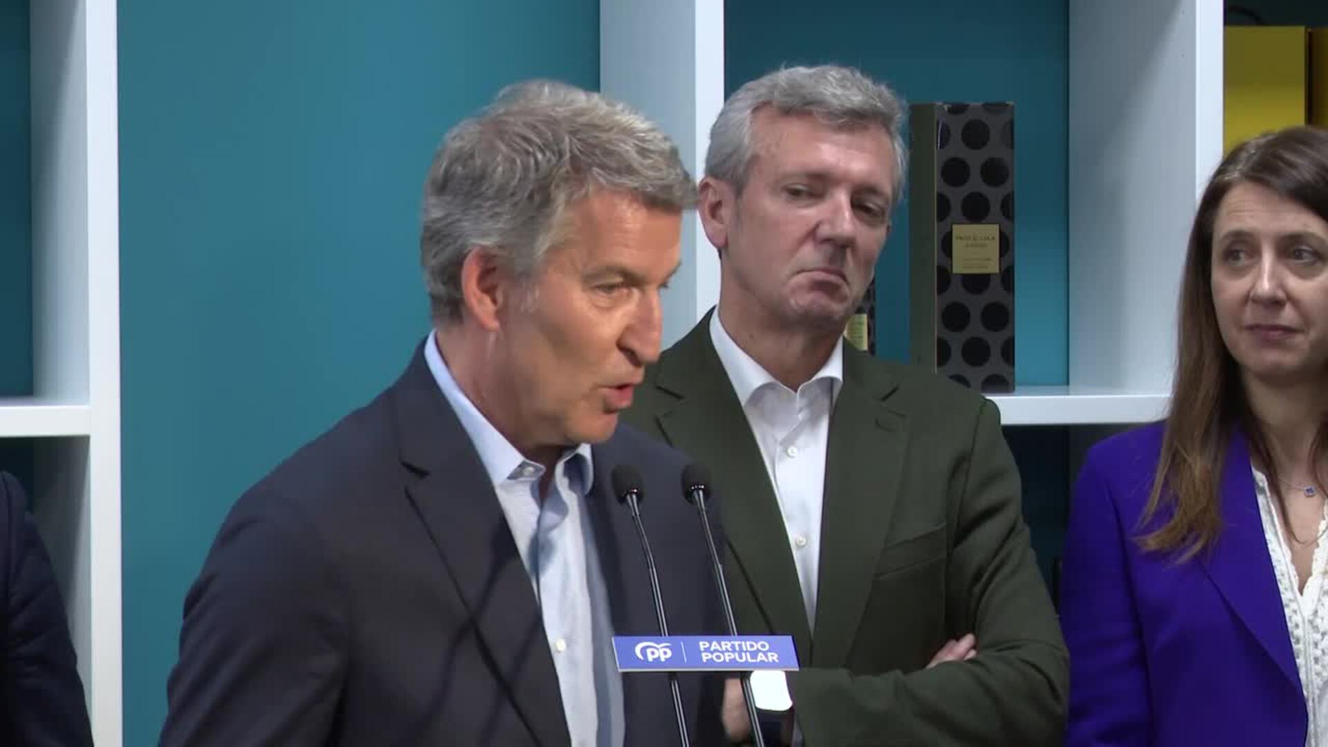 Feijóo afirma que le "agrada" que Juan Carlos I esté en Sanxenxo: "Aquí está muy bien"