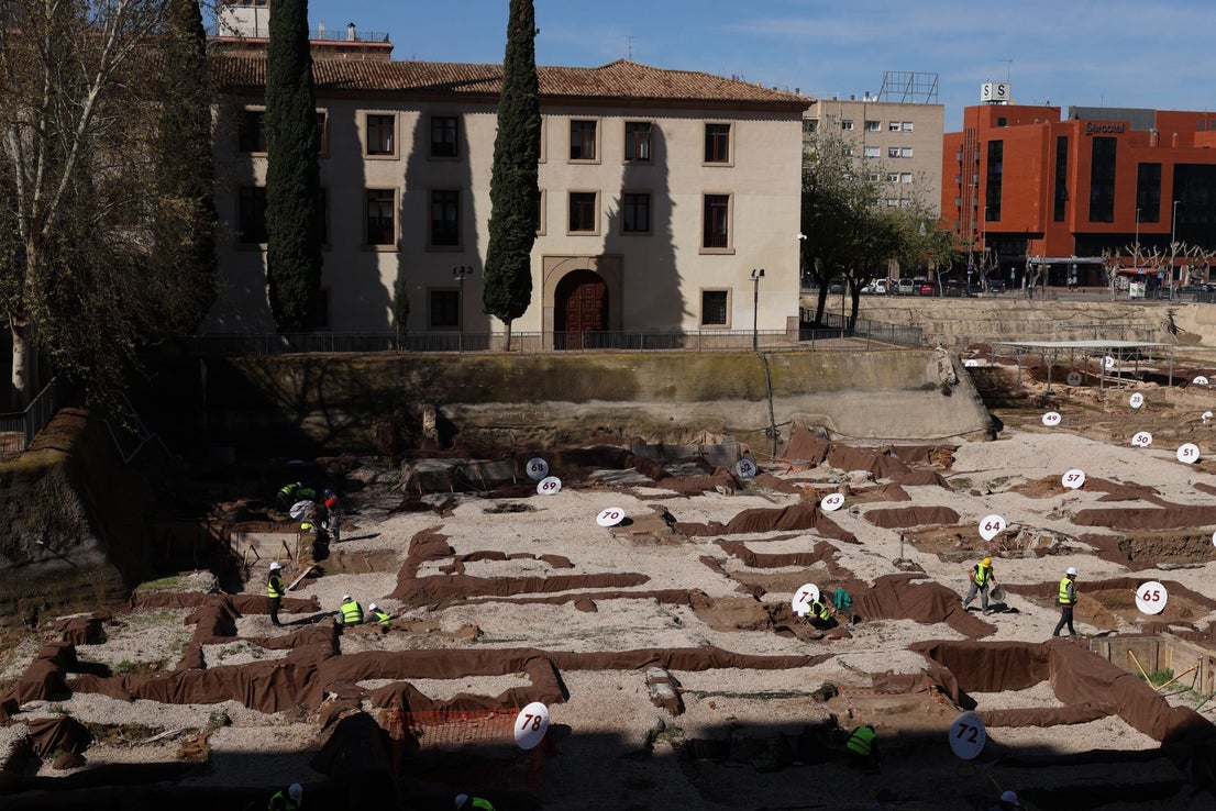 Las imágenes del inicio de las obras en el yacimiento de San Esteban de ...