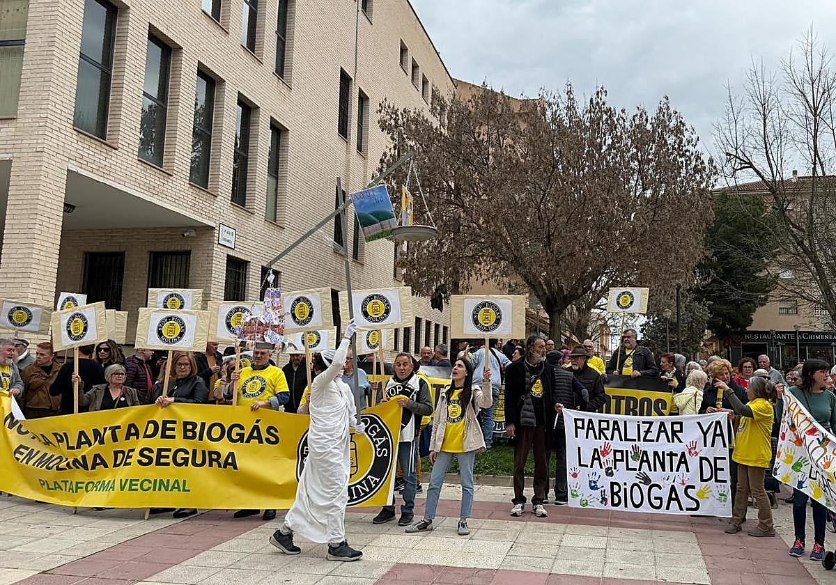 Un momento de la concentración celebrada este sábado en Molina.