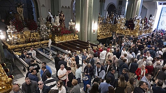 En imágenes, una cena solidaria para los apóstoles en Cartagena