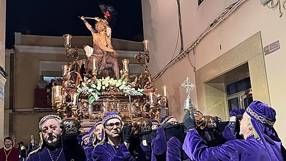 Trece cofradías inundan de nazarenos las calles de Cieza en la Procesión General