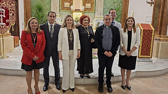 Conchita Ruiz apela a la devoción, protección y unión acerca de la Vera Cruz en el pregón de Ulea