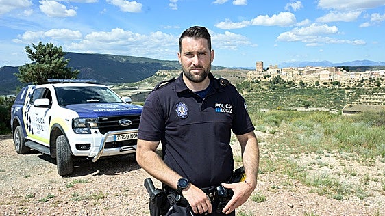 Policía local en Aledo, una 'navaja suiza' con uniforme