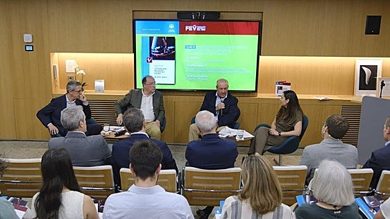 Cajamar y la FEV presentan el primer Barómetro sobre la sostenibilidad del sector vitivinícola en España