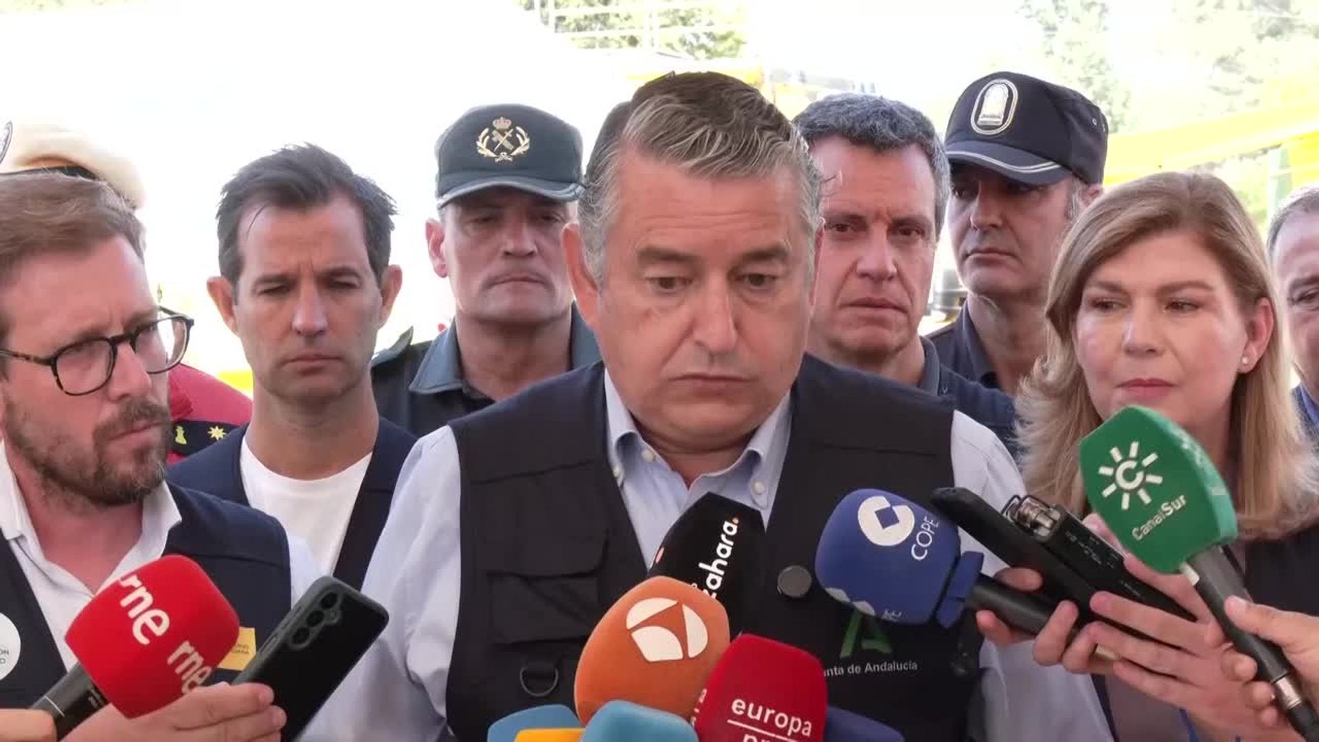 El incendio de Niebla recorre 28.000 hectáreas y prevé una jornada compleja por calor y eclipse