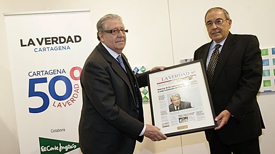 Adiós a Javier Navarro-Valls tras una vida vinculada a la Región de Murcia, a la banca y, sobre todo, a su familia