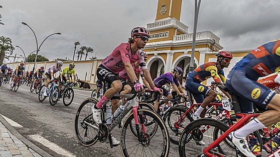 Últimos preparativos para abrazar el regreso de la Vuelta a la Región