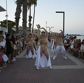 El desfile sardinero, este sábado en Los Alcázares.