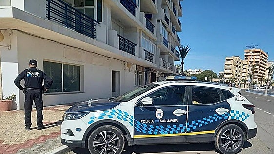 Persecución a la carrera por las calles de San Javier para detener a un fugitivo