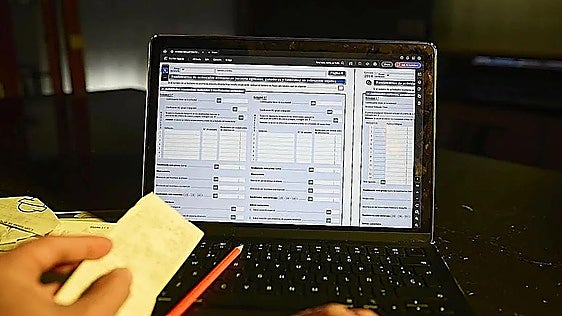 La Región de Murcia lidera el crecimiento de declaraciones de la Renta en la campaña de 2025 en el conjunto del país