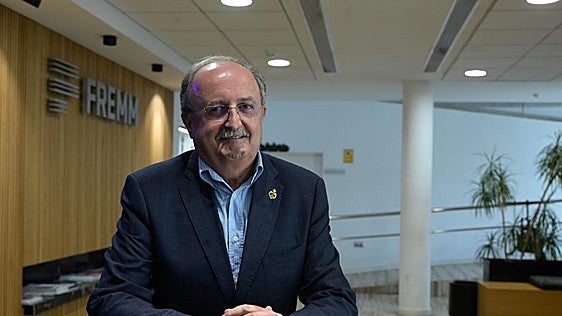 Patronal y sindicatos retoman la negociación del convenio del metal tras el preacuerdo fallido
