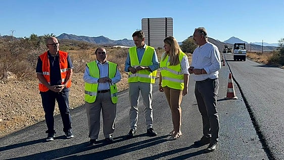 Las obras de mejora de la carretera Lorca-Mazarrón finalizarán en enero con una inversión de 1,2 millones de euros