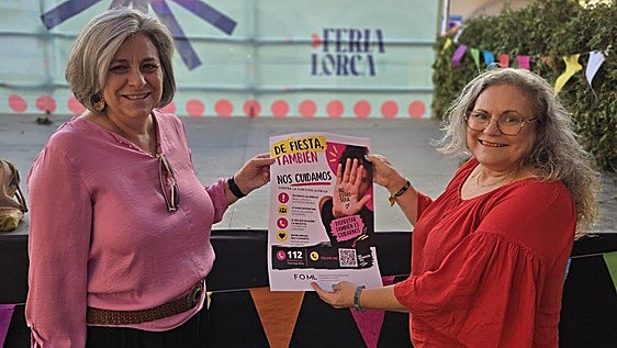 La Federación de Mujeres de Lorca presenta una campaña sobre la sumisión química en la feria