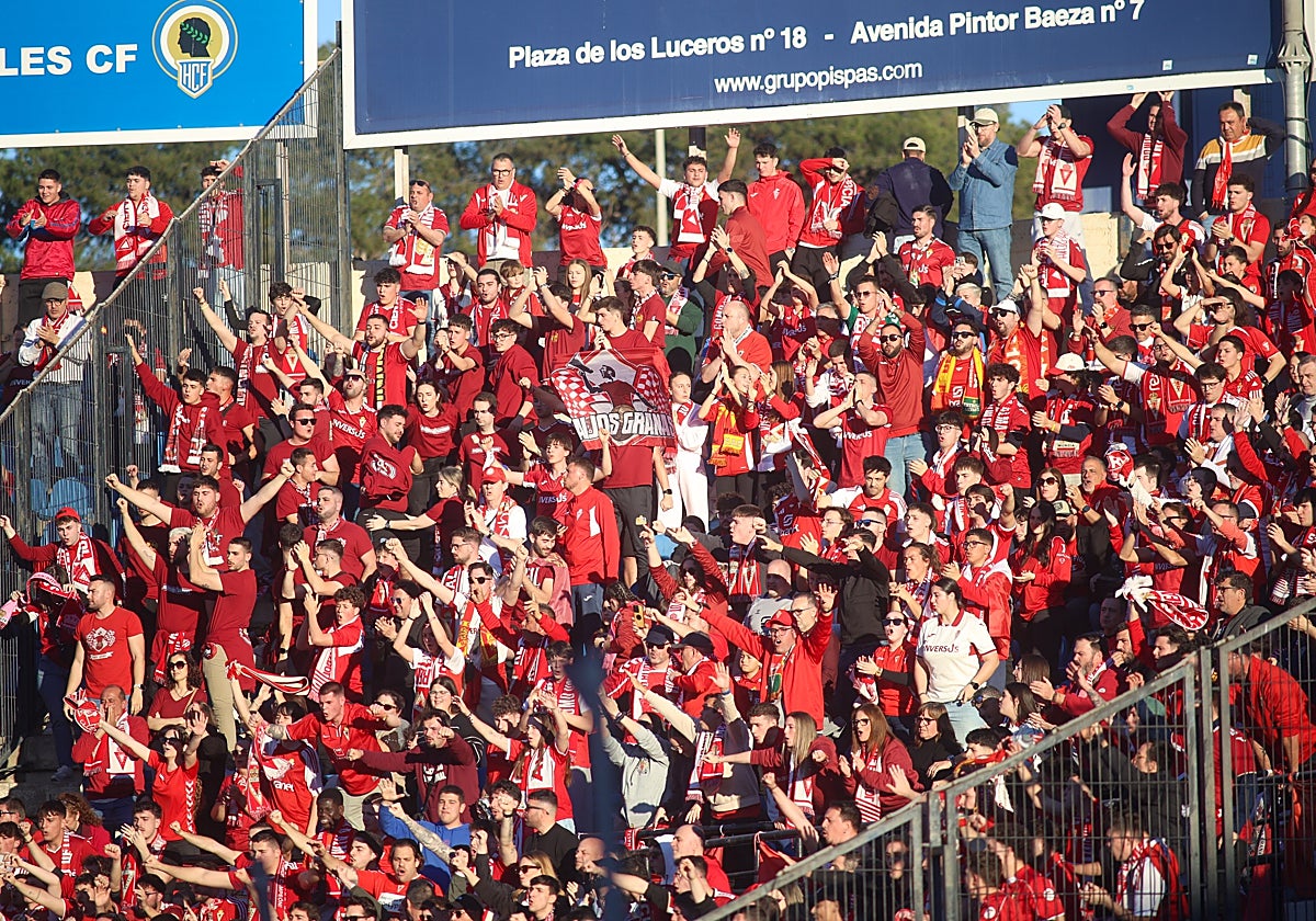 Aficionados del Real Murcia en el quesito del Rico Pérez durante el duelo liguero del pasado mes de marzo.