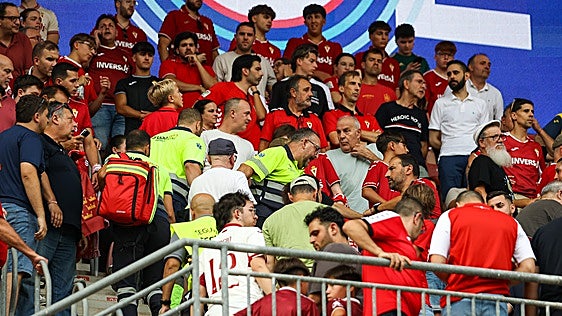Doble castigo a la afición del Real Murcia: entradas por las nubes y fútbol bajo el sol