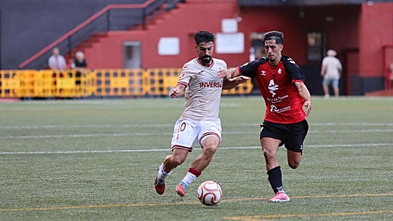 El Real Murcia escapa con vida del Barranco de los Dolores