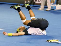 La cuarta semifinal española en un Grand Slam se ha decantado del lado de Nadal, que se ha impuesto a un gran Verdasco. / Reuters