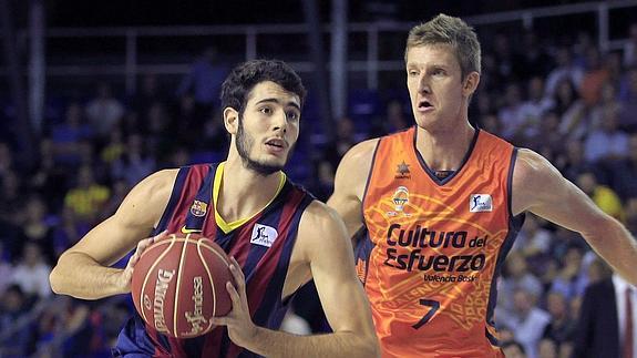 Doellman defiende a su futuro compañero Abrines.  