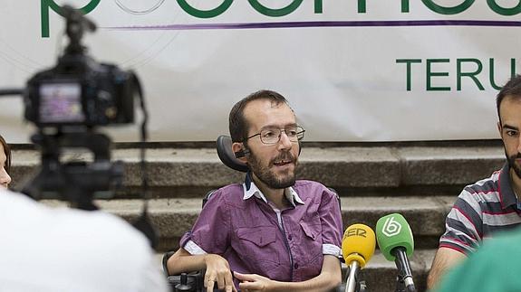 Pablo Echenique, durante un mitin.