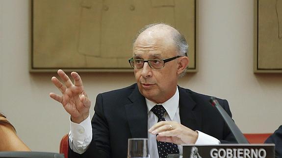 Cristóbal Montoro, ministro de Hacienda y Administraciones públicas. 