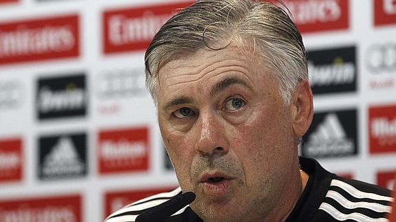 Ancelotti en una rueda de prensa