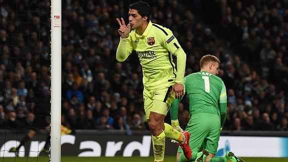 Luis Suárez celebra un gol. 