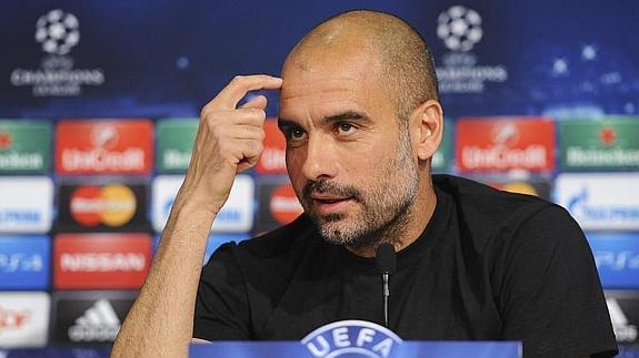 Guardiola en rueda de prensa. 