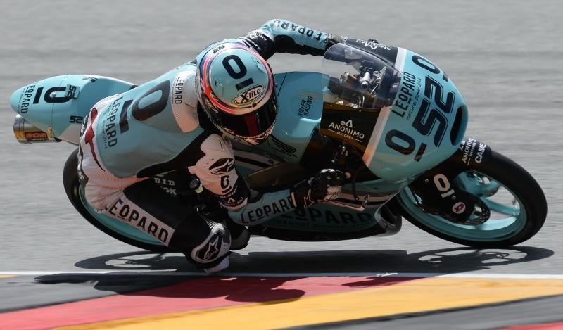 Danny Kent, liderando la prueba en Alemania. 