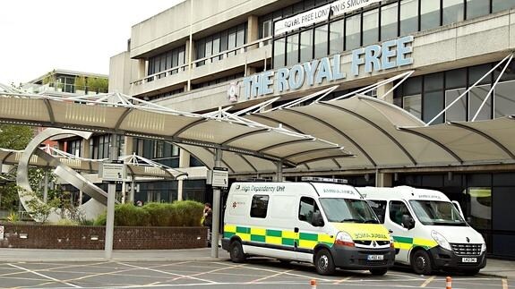 Imagen del hospital donde la enfermera británica Pauline Cafferkey fue tratada de ébola. 