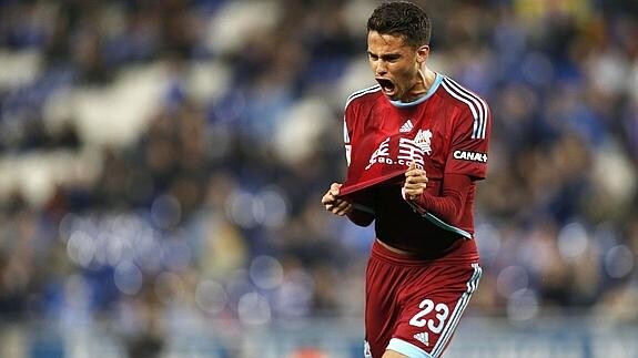 Diego Reyes celebra un gol. 