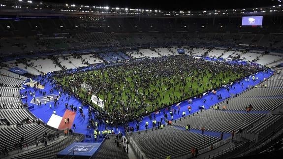 El estadio de Saint-Denis, durante los atentados del 13 de noviembre de 2015. 